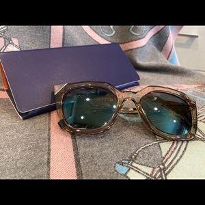 ❌SOLD❌FENDI Sunglasses